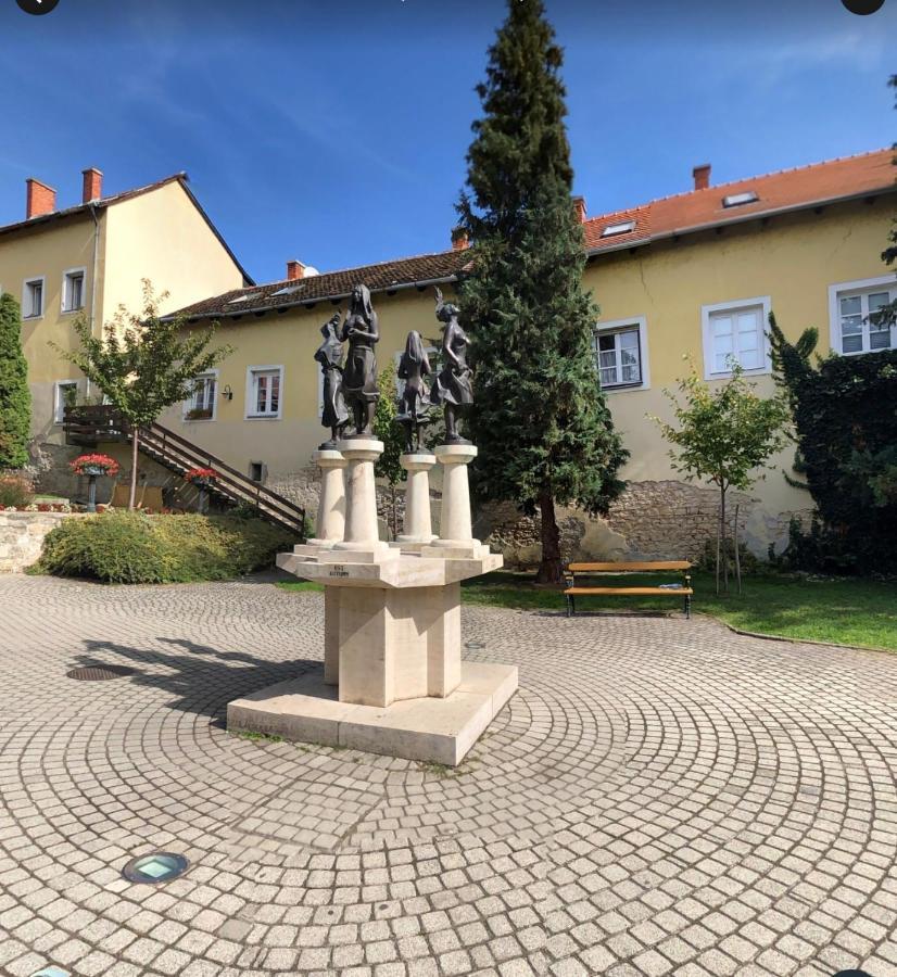 Negy Evszak Apartman- Tapolca Eksteriør bilde